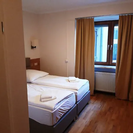 LV Rooms&Apartments am Lützowplatz